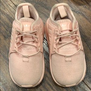 Toddler shoes